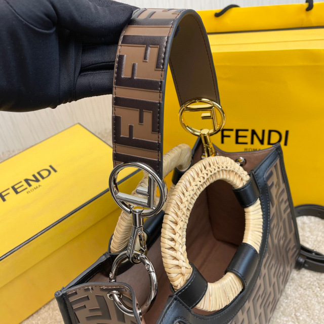Fendi Einkaufstasche Größe: 27 x 23 x 11 cm