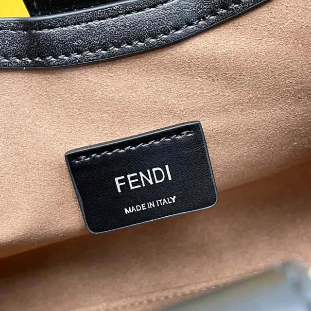 Fendi Einkaufstasche Größe: 27 x 23 x 11 cm