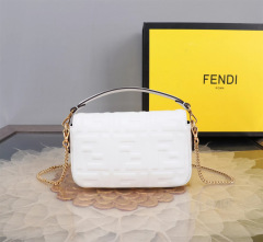 Borsa a mano Fendi Dimensioni: 19*10*4cm