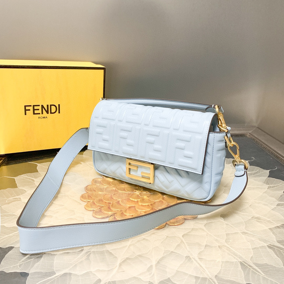 Fendi Handtasche Größe: 26*13*6cm