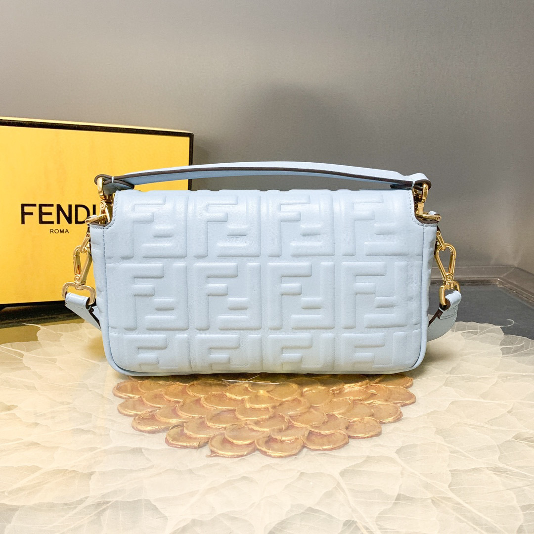 Fendi Handtasche Größe: 26*13*6cm
