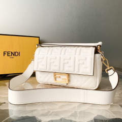 Fendi Hand bag Size：26*13*6cm