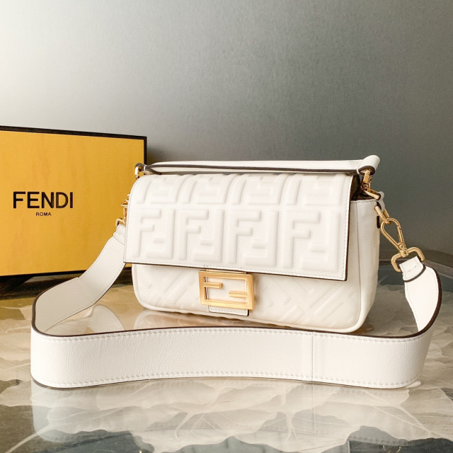 Fendi Hand bag Size：26*13*6cm