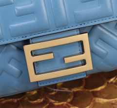Fendi Handtasche Größe: 20*5*13cm