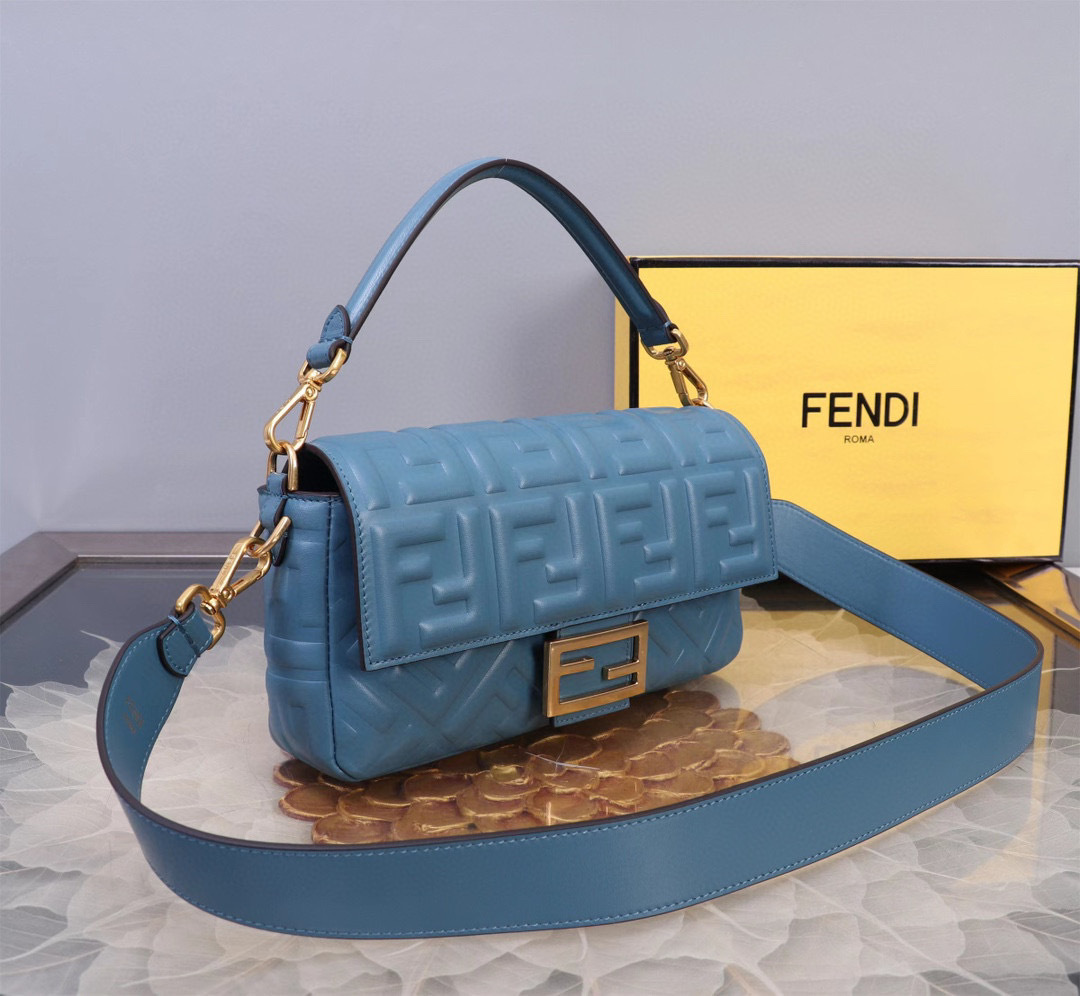 Fendi Handtasche Größe: 20*5*13cm