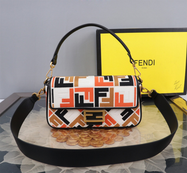 Fendi Einzelne Umhängetasche Größe: 26 * 13 * 6 cm