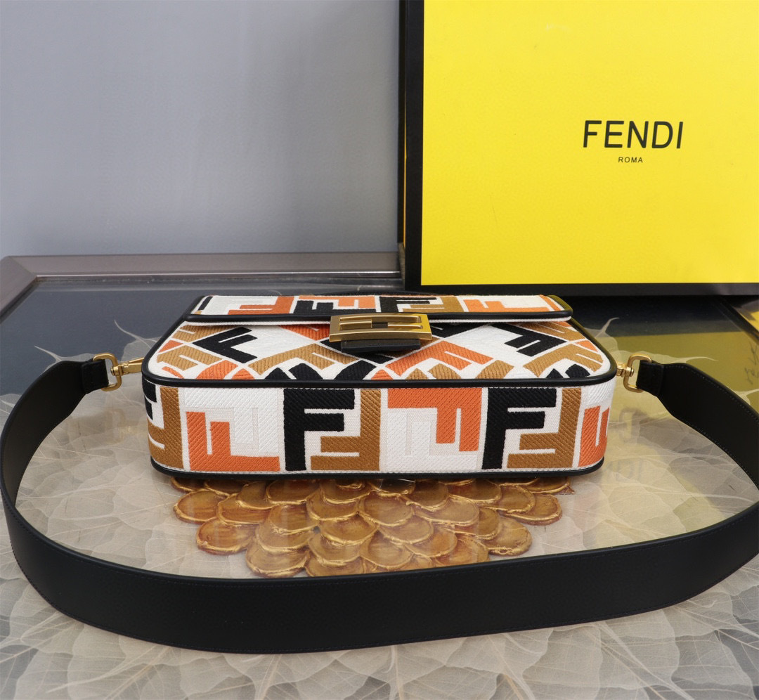 Fendi Einzelne Umhängetasche Größe: 26 * 13 * 6 cm
