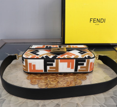 Fendi Einzelne Umhängetasche Größe: 26 * 13 * 6 cm