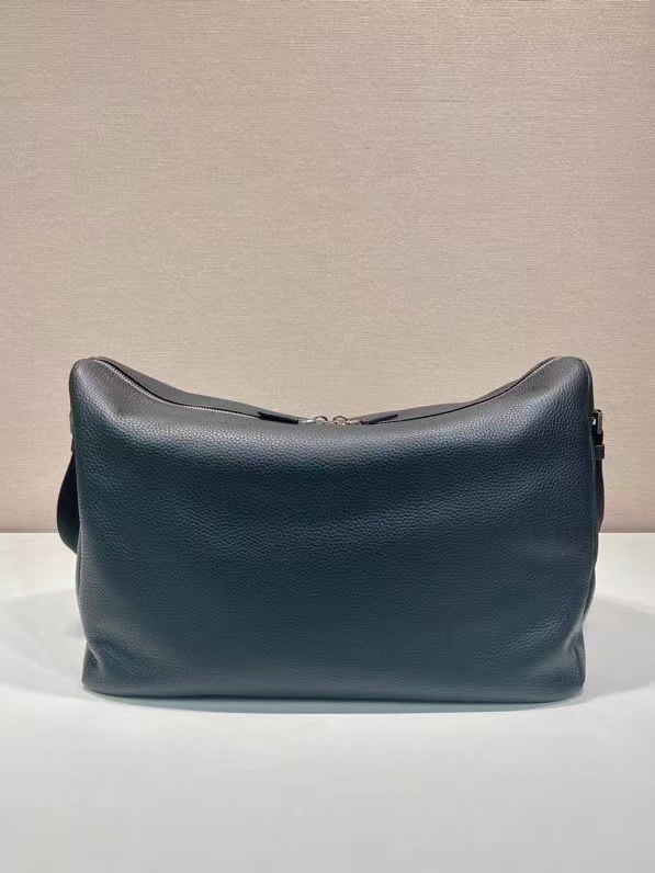 Prada  messenger/courier bag Size：43*32*18cm