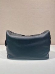 Prada  messenger/courier bag Size：43*32*18cm