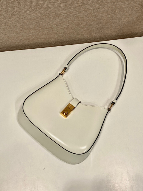 Beg Ketiak Prada Saiz：22*18.5*4.5cm