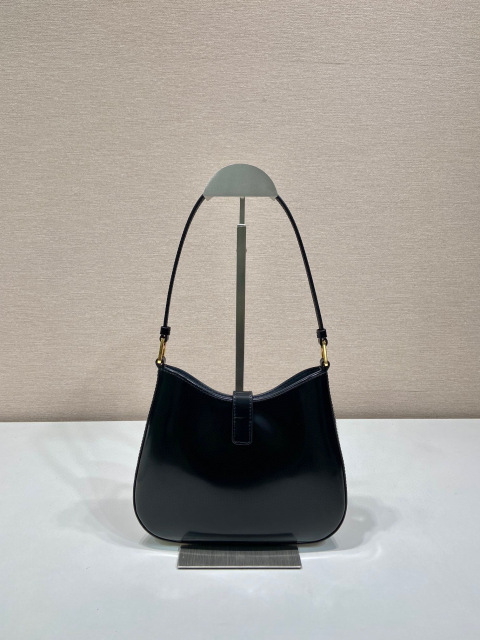 Borsa Prada da ascella Dimensioni: 22*18,5*4,5 cm