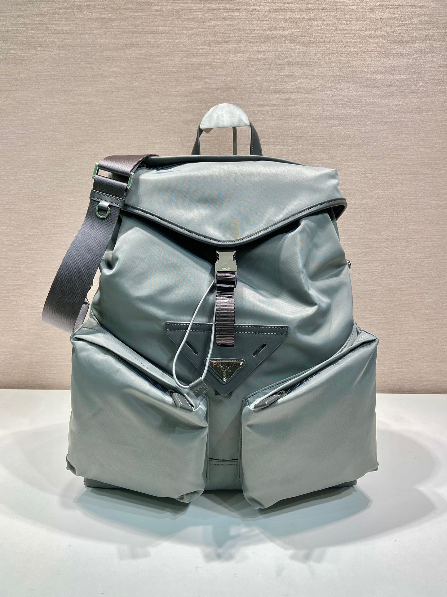 Prada Rucksacktasche Größe: 38 x 45 x 18 cm
