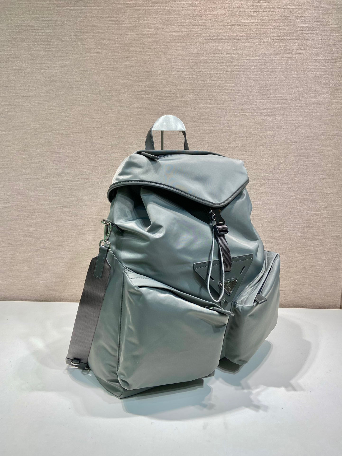 Prada Rucksacktasche Größe: 38 x 45 x 18 cm