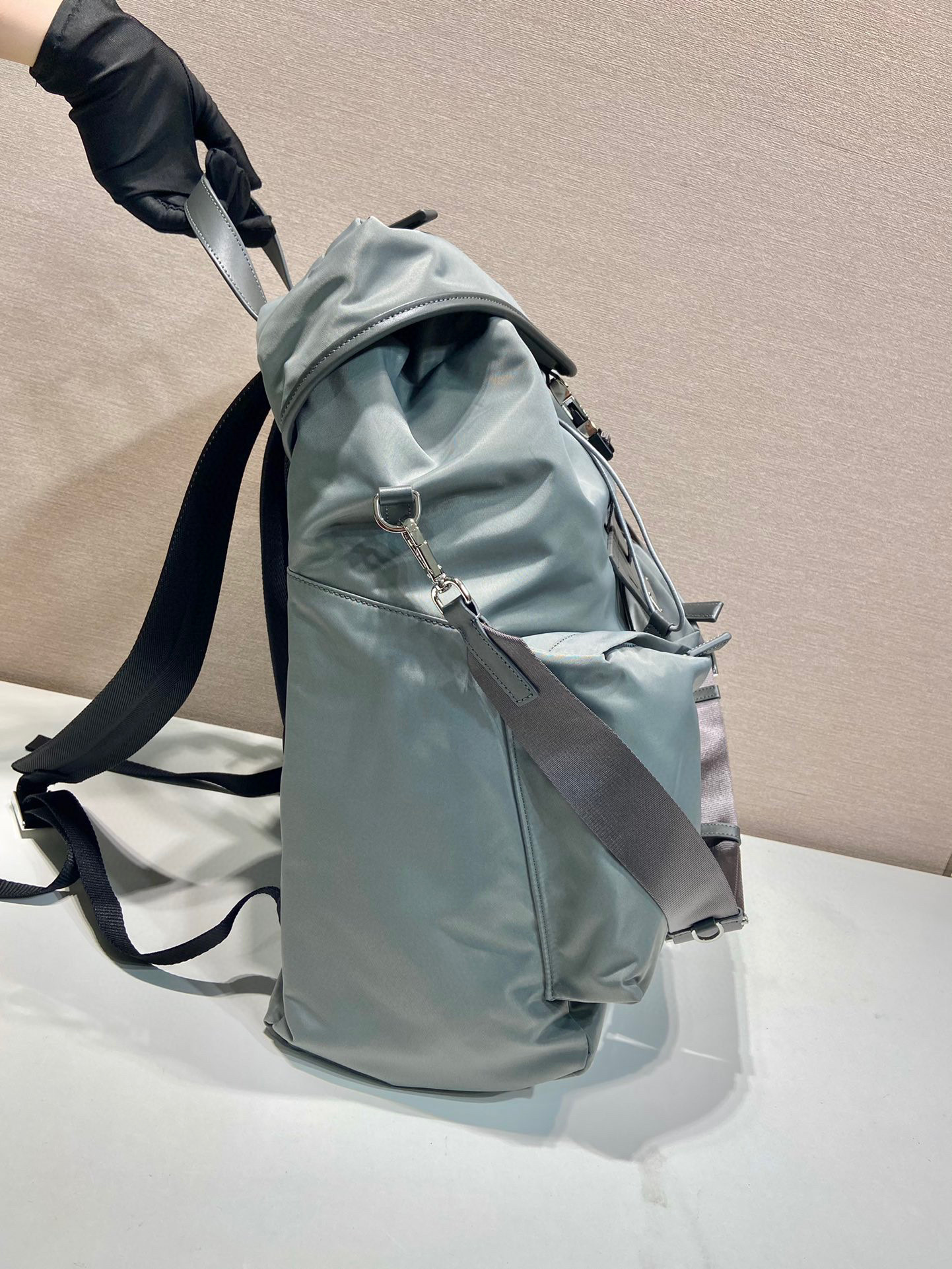 Prada Rucksacktasche Größe: 38 x 45 x 18 cm