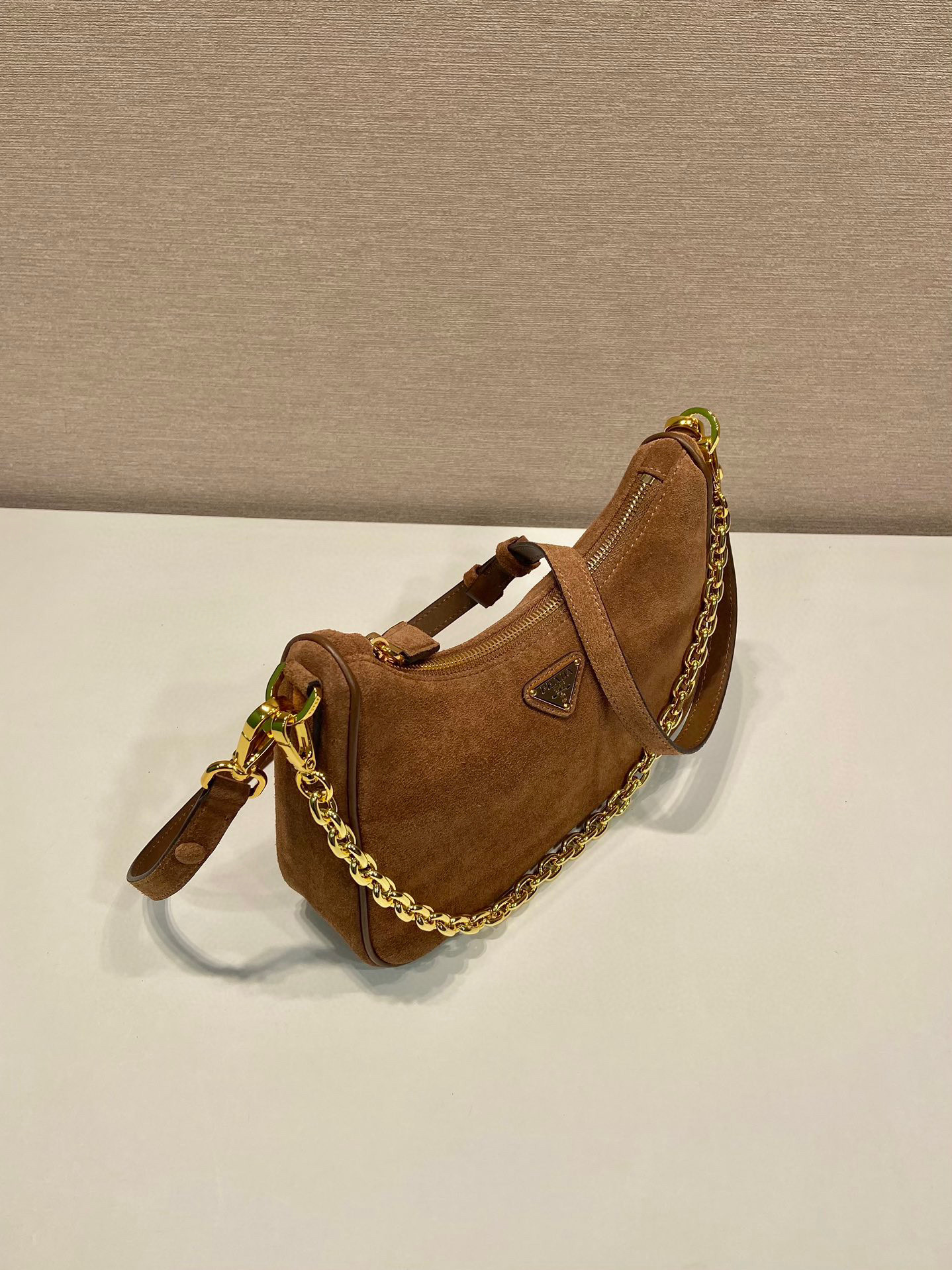 Beg Ketiak Prada Saiz：23*16*6.5cm