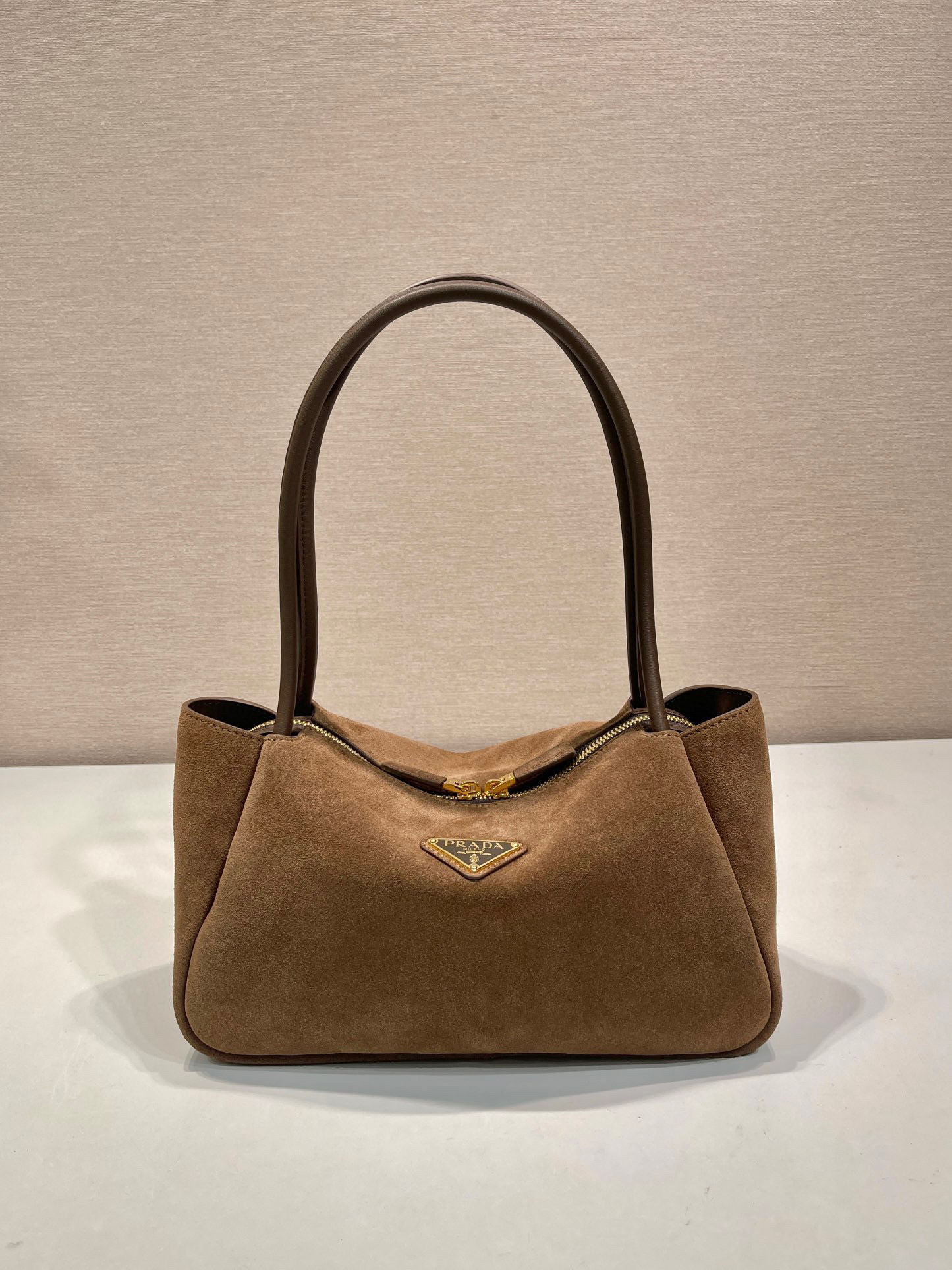 Prada Einzelne Umhängetasche Größe: 28 * 18 * 11 cm