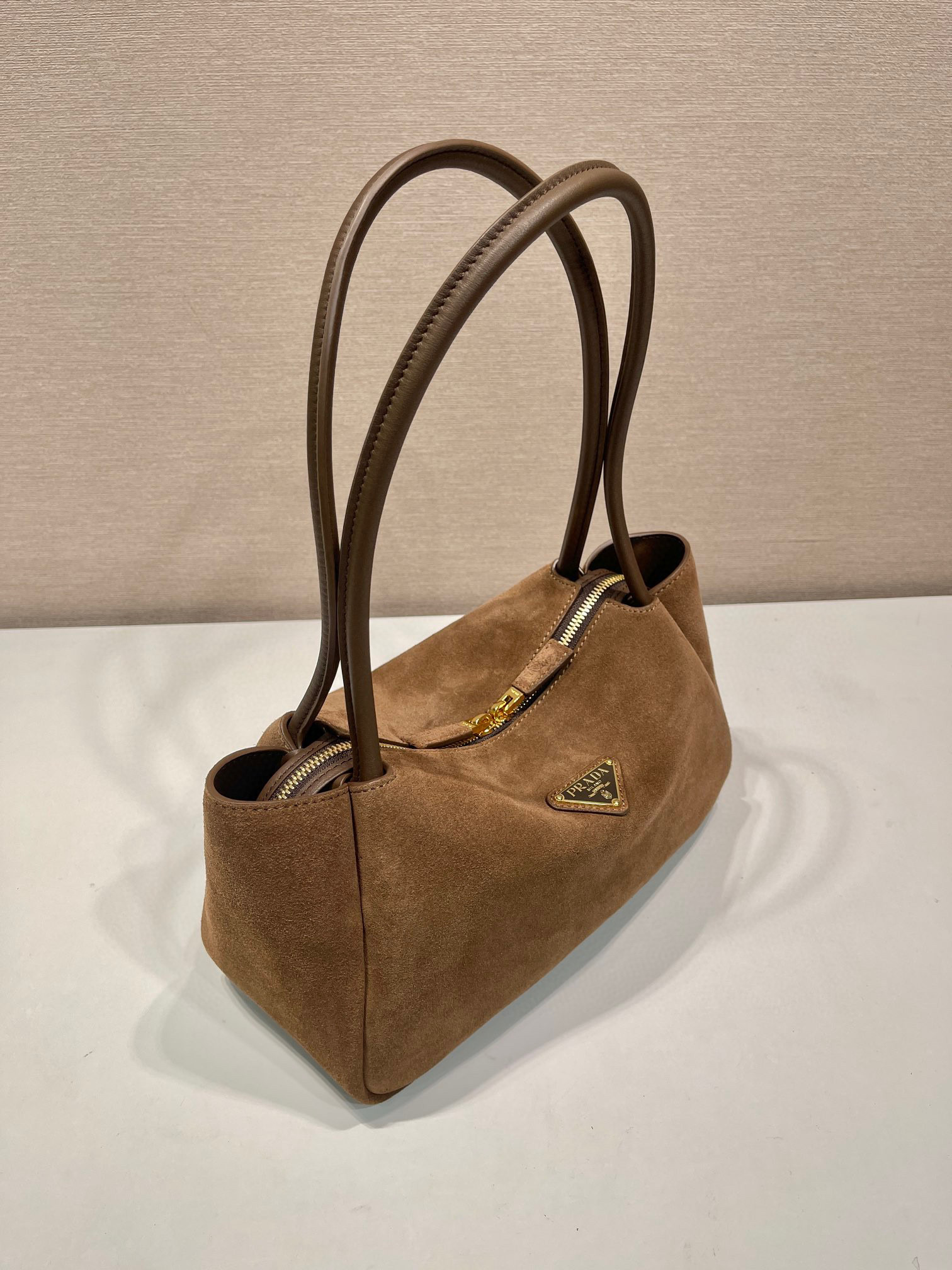 Prada Einzelne Umhängetasche Größe: 28 * 18 * 11 cm
