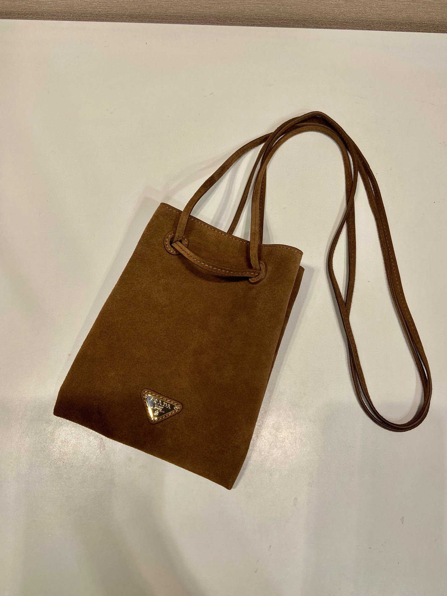 Prada Beg bahu tunggal Saiz：17*20*3cm