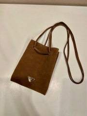 Prada Beg bahu tunggal Saiz：17*20*3cm
