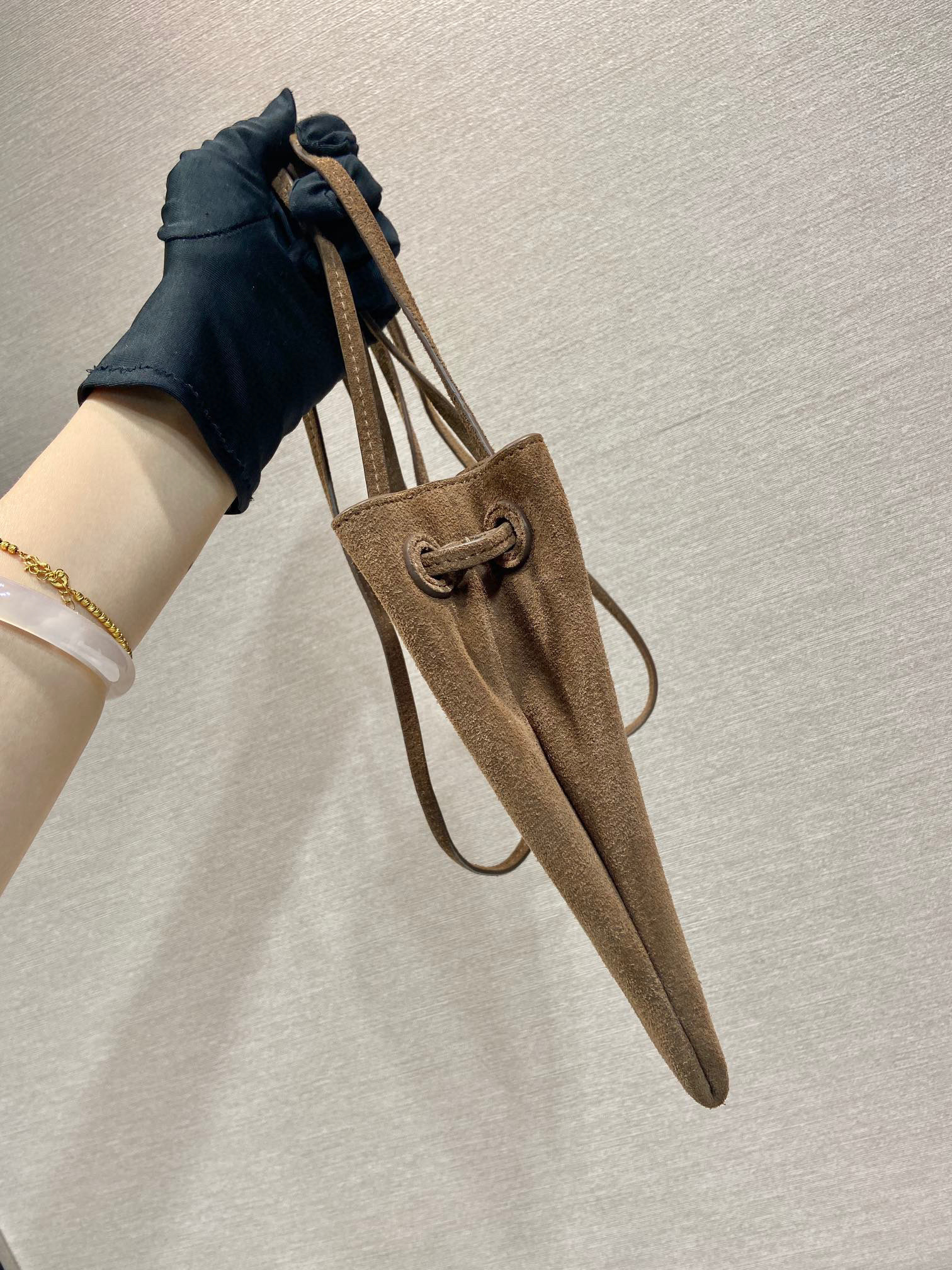 Prada Beg bahu tunggal Saiz：17*20*3cm