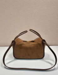 Prada Handtasche Größe: 25 * 18 * 10 cm