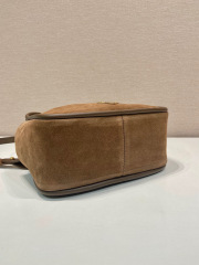 Prada Handtasche Größe: 25 * 18 * 10 cm