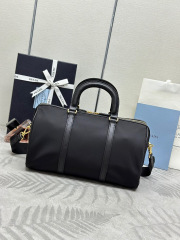 Prada Handtasche Größe: 31 * 17 * 16 cm