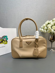 Prada Handtasche Größe: 30 * 17,5 * 9 cm