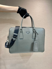 Prada Aktentasche Größe: 38 x 28 x 6,5 cm
