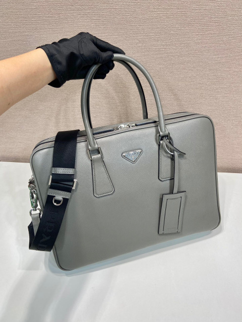 Prada Aktentasche Größe: 38 x 28 x 6,5 cm