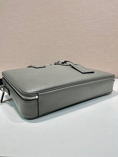Prada Aktentasche Größe: 38 x 28 x 6,5 cm