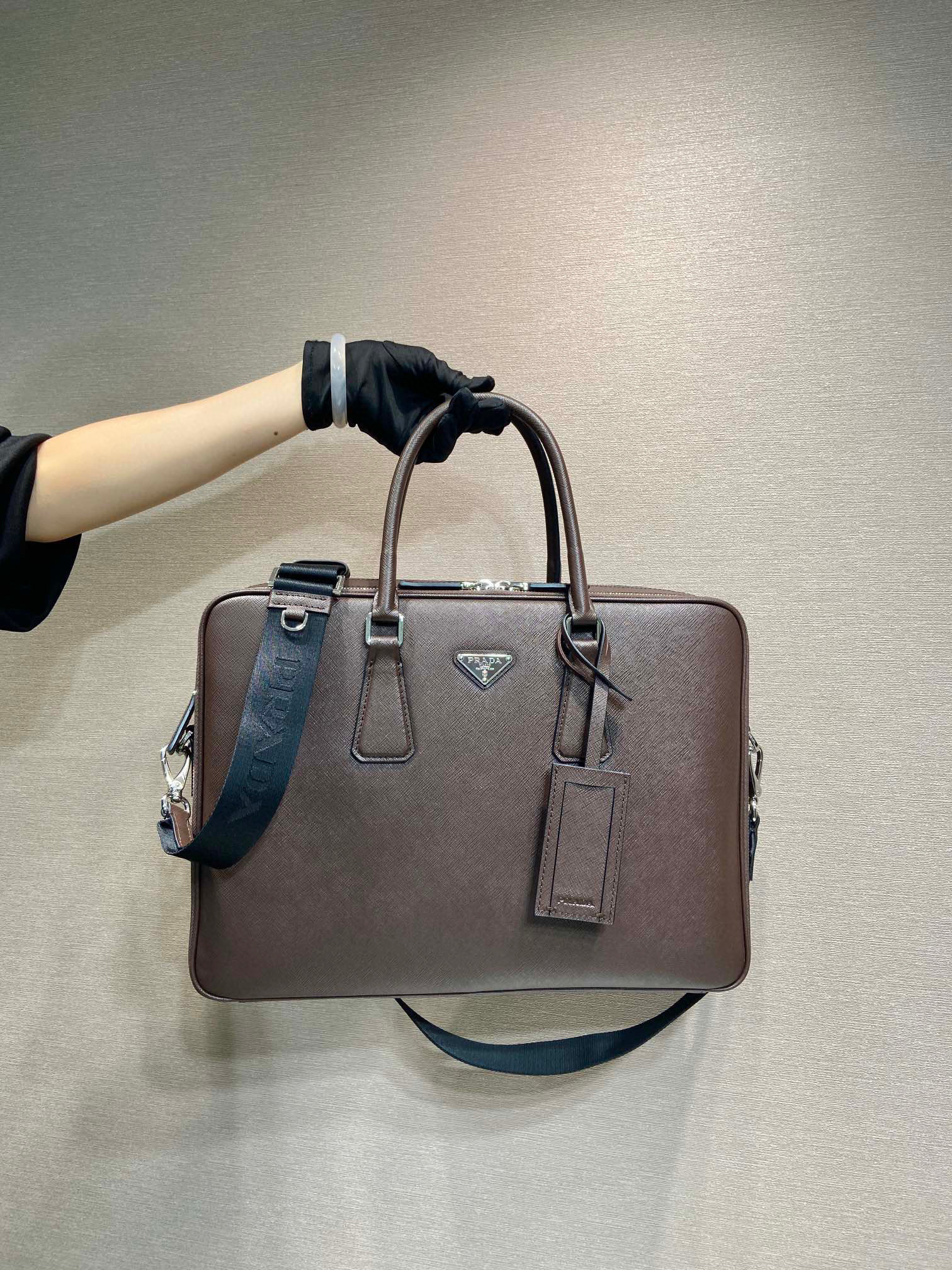 Prada Aktentasche Größe: 38 x 28 x 6,5 cm