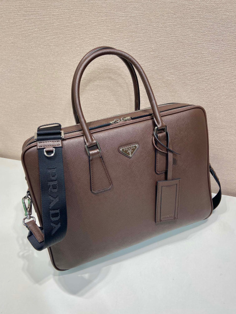 Prada Aktentasche Größe: 38 x 28 x 6,5 cm