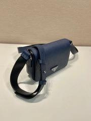 Prada 单肩包 尺寸：19*13*5cm