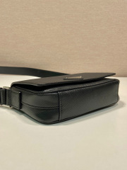 Prada 单肩包 尺寸：19*13*5cm