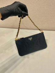 Prada Single shoulder bag Saiz：24.5*14.3cm
