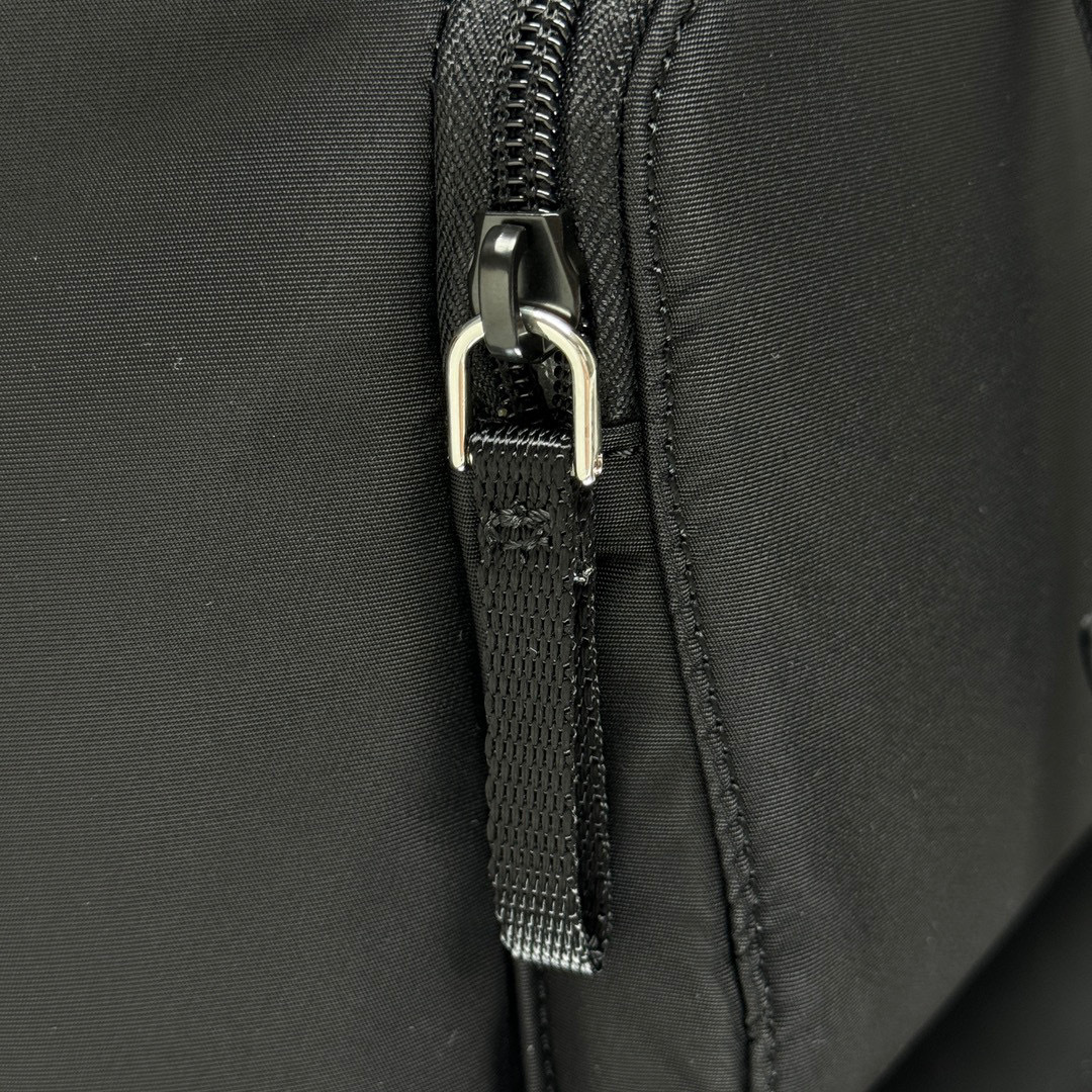 Beg beg galas Prada Saiz：27*29*13.5cm