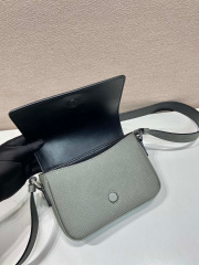 Prada Einzelne Umhängetasche Größe: 19**13*5cm