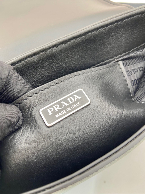 Prada Einzelne Umhängetasche Größe: 19**13*5cm