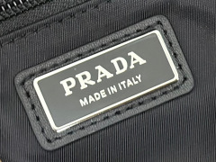 Prada 背包 尺寸：29*23*15cm