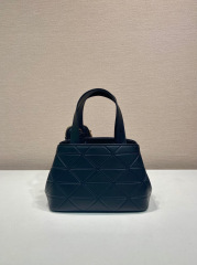 Prada 手袋尺寸：26*17*13.5cm