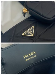Prada 手袋尺寸：26*17*13.5cm