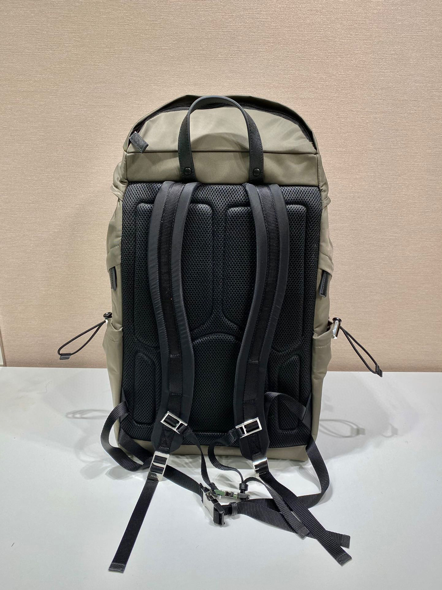 Beg beg galas Prada Saiz：32*57*19sm