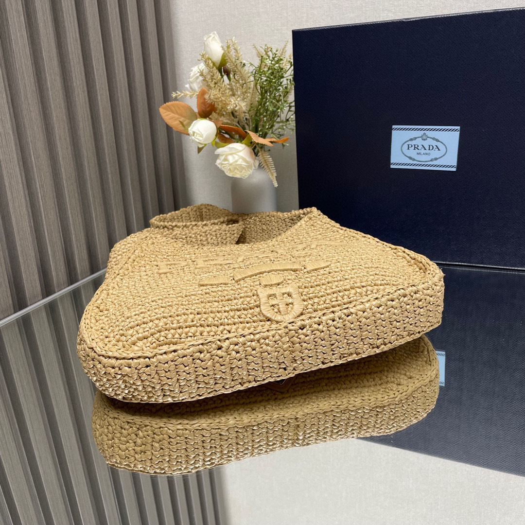 Prada 手袋尺寸：33*22*6cm