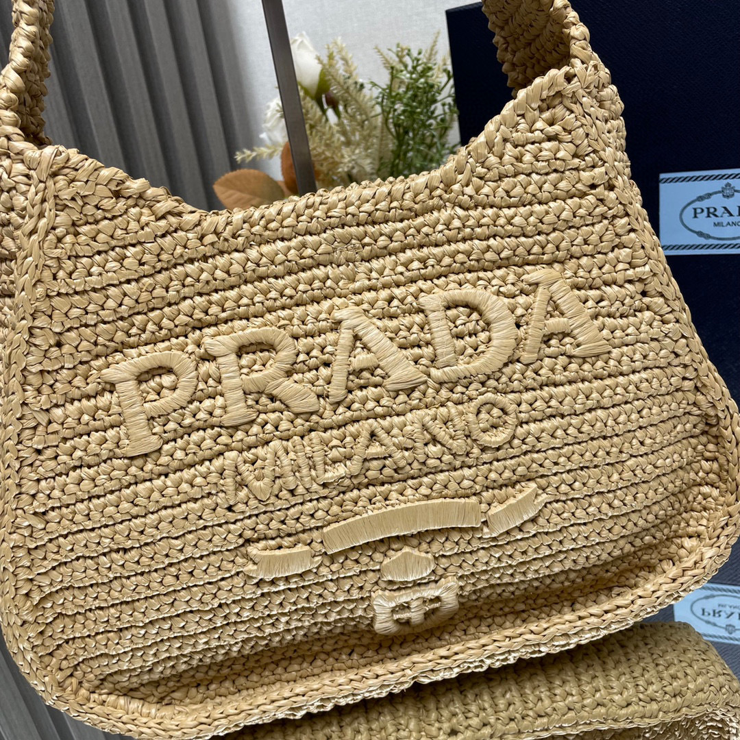 Prada 手袋尺寸：33*22*6cm