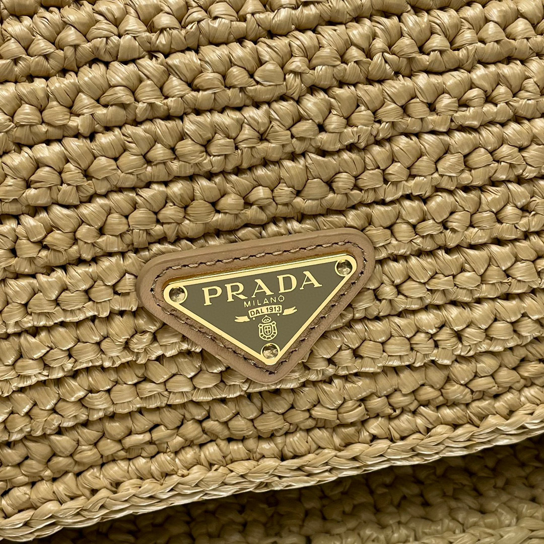 Prada 手袋尺寸：33*22*6cm