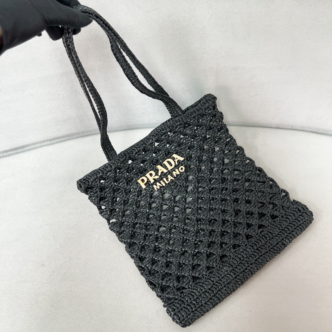 Prada购物袋尺寸：29*26*3cm