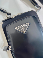 Prada Beg bahu tunggal Saiz：11.5*18*5sm