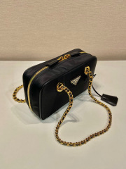 Prada 单肩包 尺寸：35*21.5*10cm